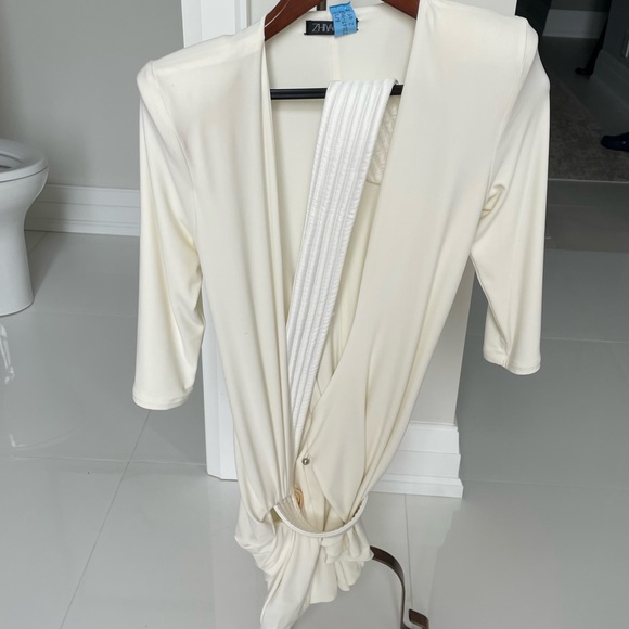 Zhivago White The Key Mini Dress with tie - Picture 4 of 8